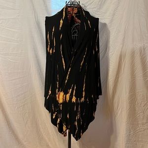 Black with print wrap